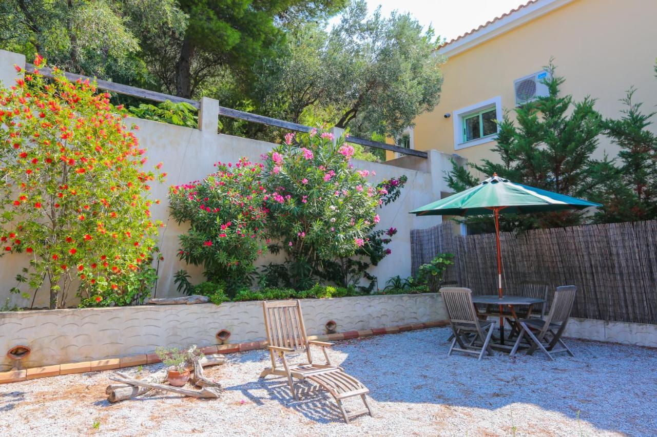 Skiathos Seaview Villa With Pool Punta Exterior photo